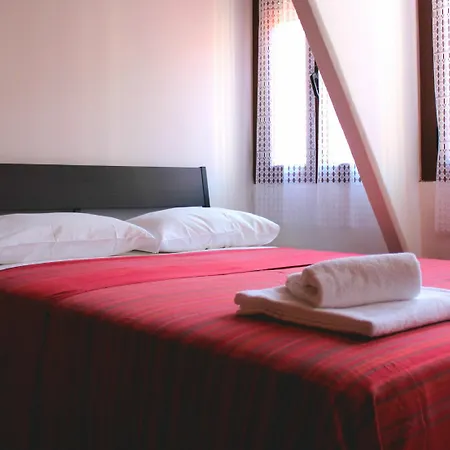 Milanorooms - Famagosta Apartament Mediolan